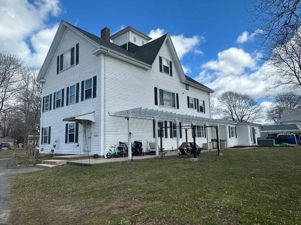 $979,900 | 218 Main Street, Acushnet, MA 02743