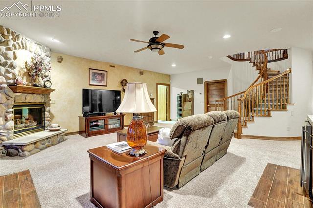 1367 Gold Camp Road Colorado Springs, CO 80906 - Photo 31 of 50 Gallery Image 31