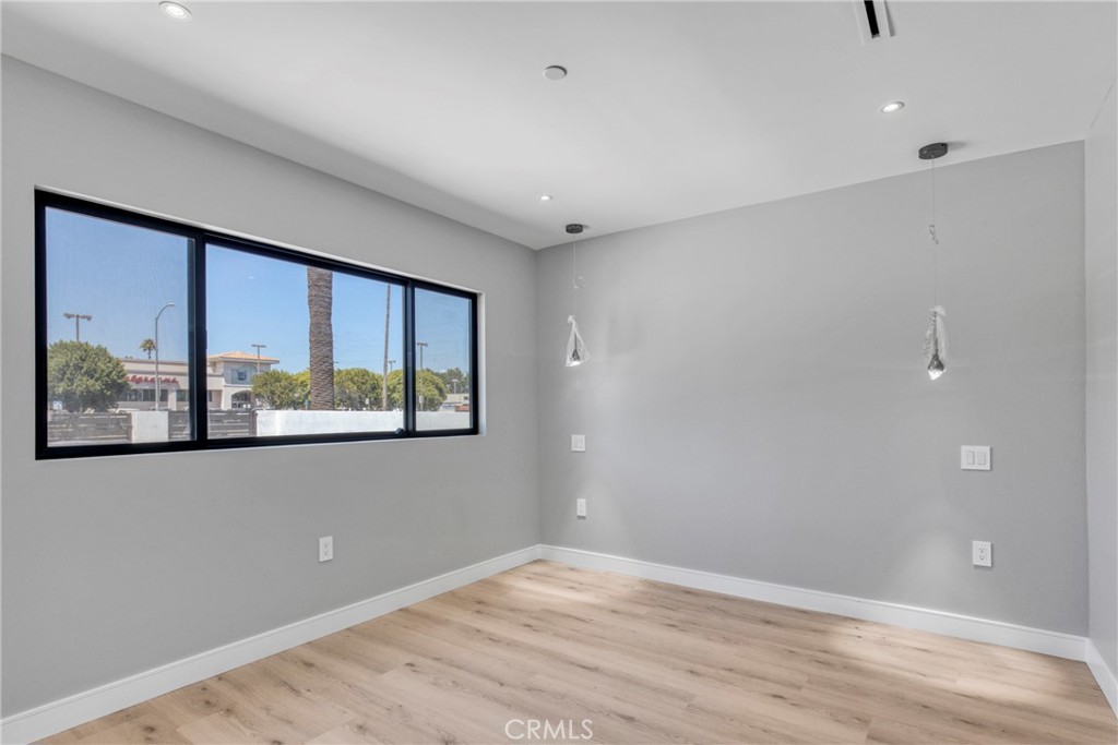 20522 Sherman Way Winnetka, CA 91306 - Photo 28 of 52