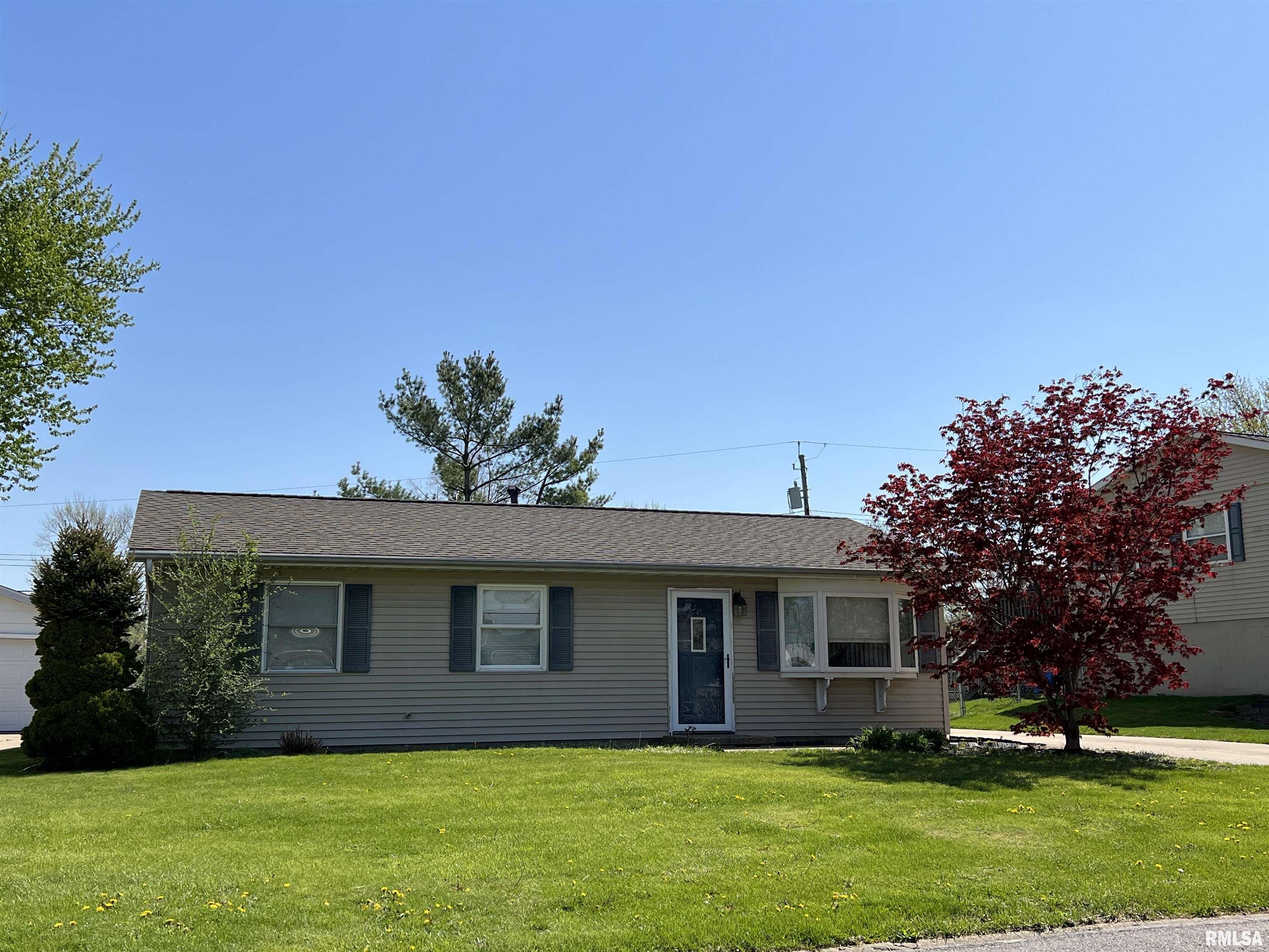 250 Briargate Road Washington, IL 61571 - Photo 1 of 11 Gallery Image 1