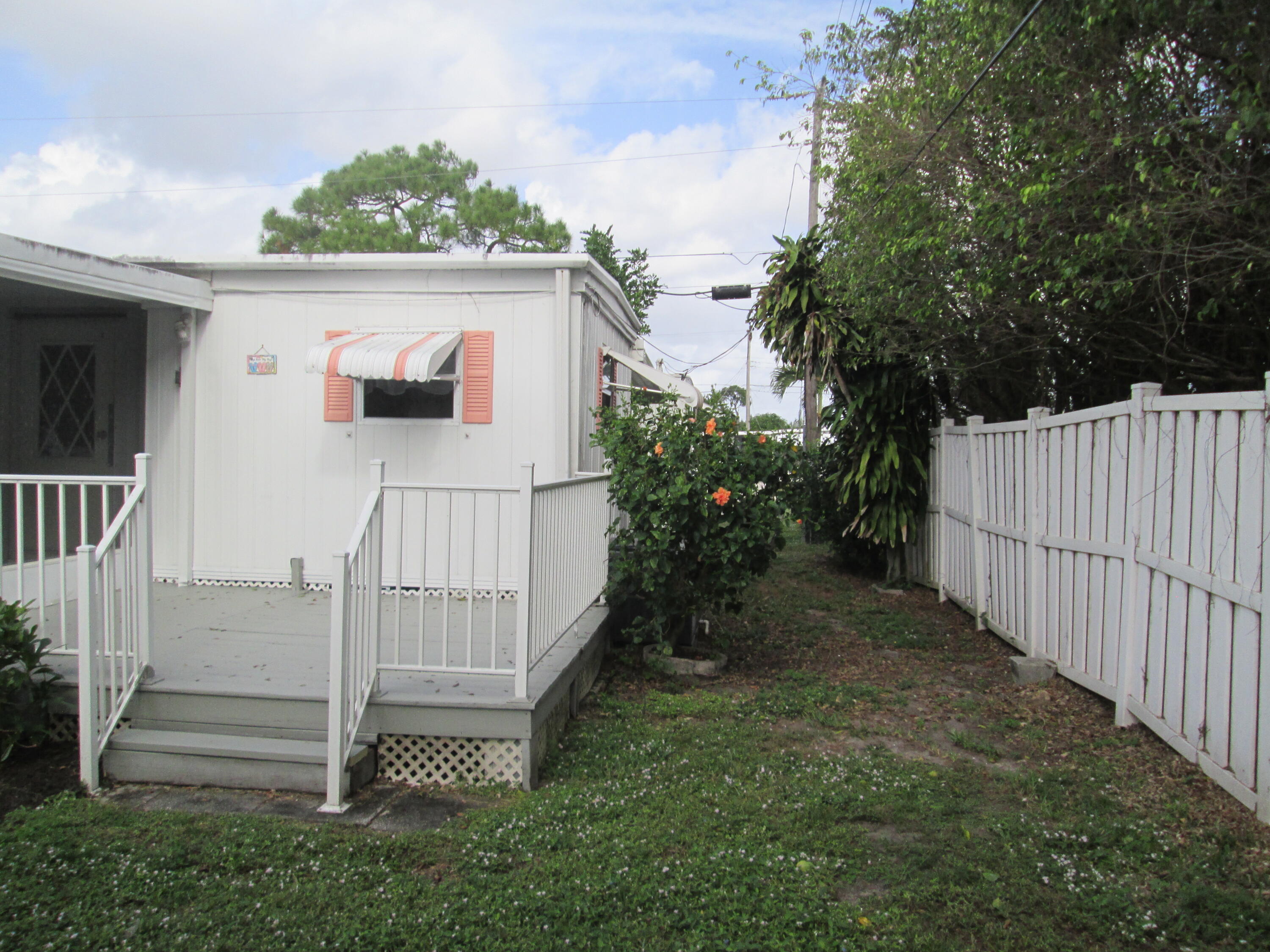 4014 Bougainvillea Road Boynton Beach, FL 33436 - Photo 8 of 38 IMG_4659