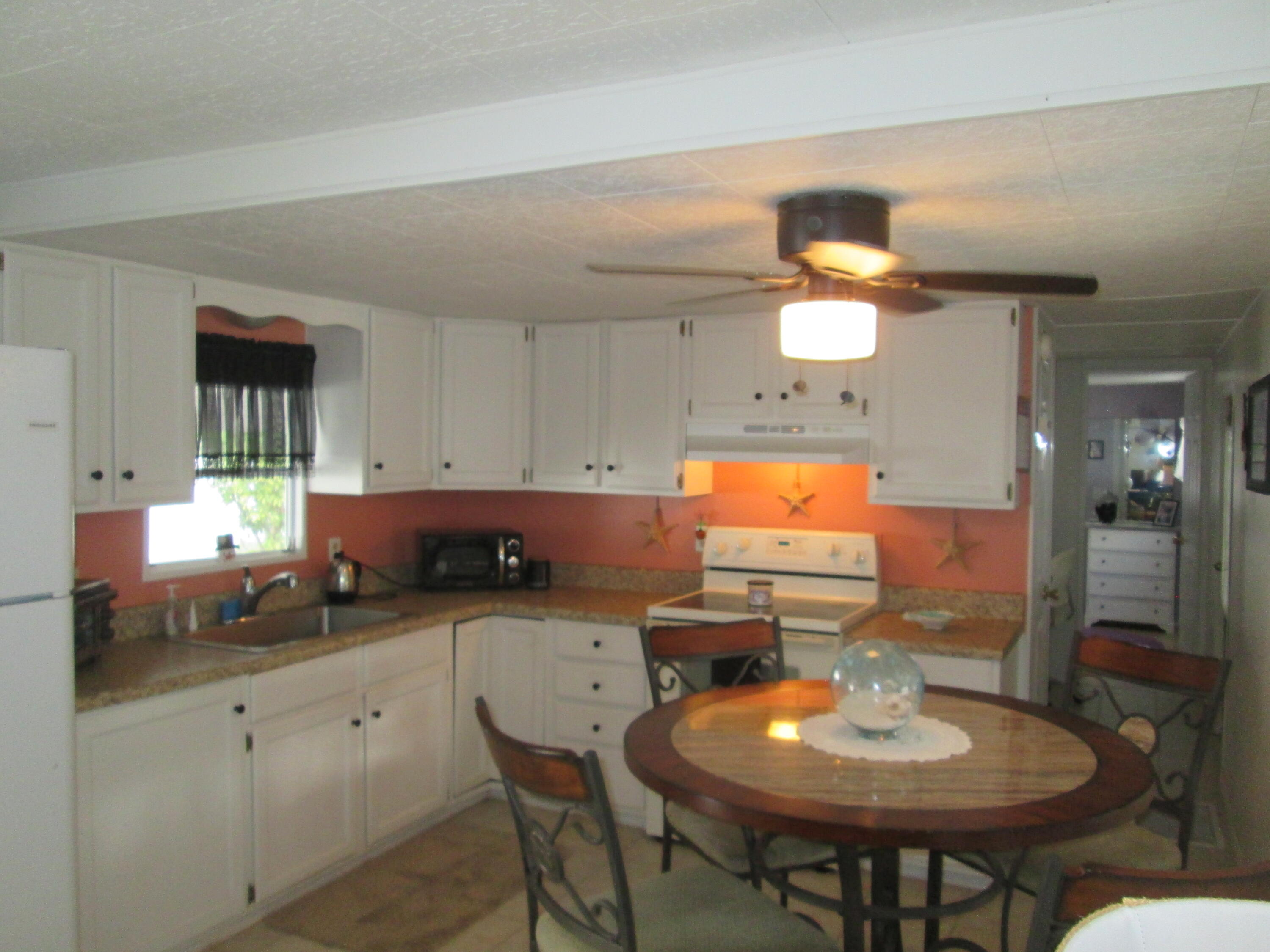 4014 Bougainvillea Road Boynton Beach, FL 33436 - Photo 10 of 38 IMG_4647