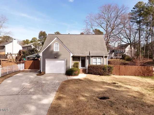 $459,000 | 1117 Oakside Court, Raleigh, NC 27609