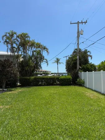 $285,000 | 118 Yacht Club Drive, Unit 1, North Palm Beach, FL 33408