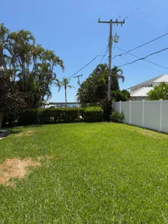 $285,000 | 118 Yacht Club Drive, Unit 1, North Palm Beach, FL 33408