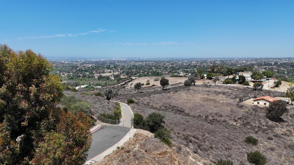 Randy Lane Chula Vista, CA 91910 - Photo 6 of 26 a view of a city