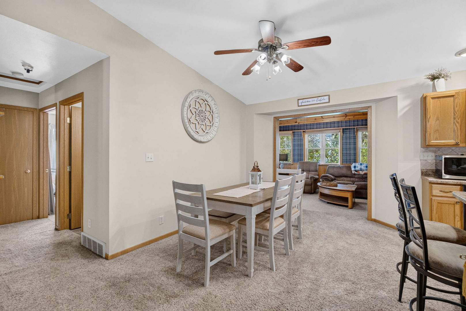 102 Roma Court Toluca, IL 61369 - Photo 7 of 44