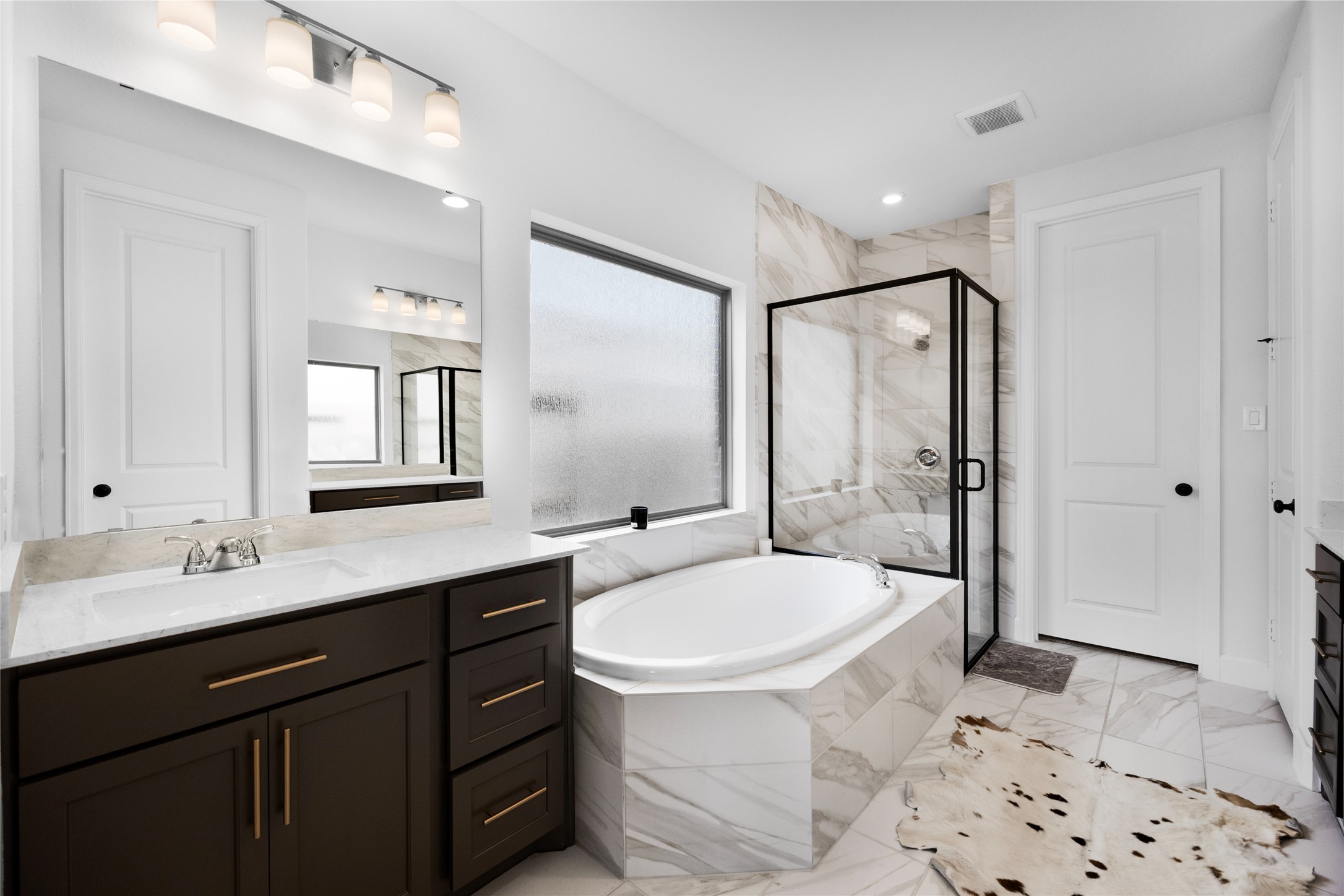 31243 Riley Hts Drive Fulshear, TX 77441 - Photo 24 of 28 Primary bathroom