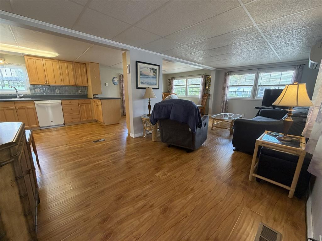 5007 Boca Raton Avenue Sarasota, FL 34234 - Photo 13 of 52