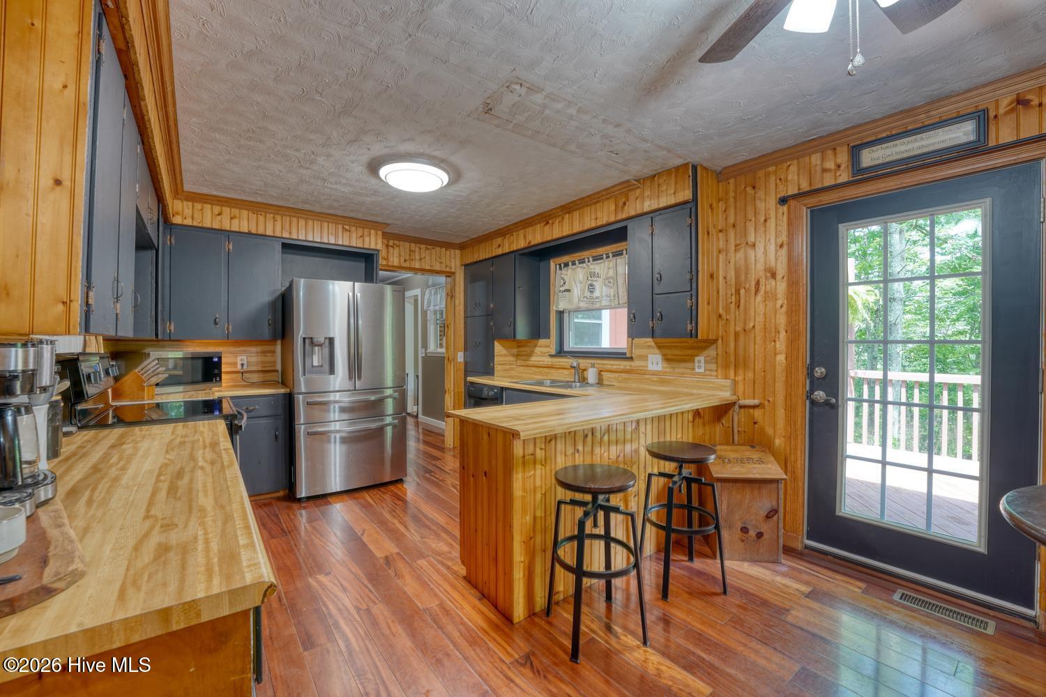 383 Sunrise Street Murphy, NC 28906 - Photo 17 of 59 017-001-DSC02760-1500x1000