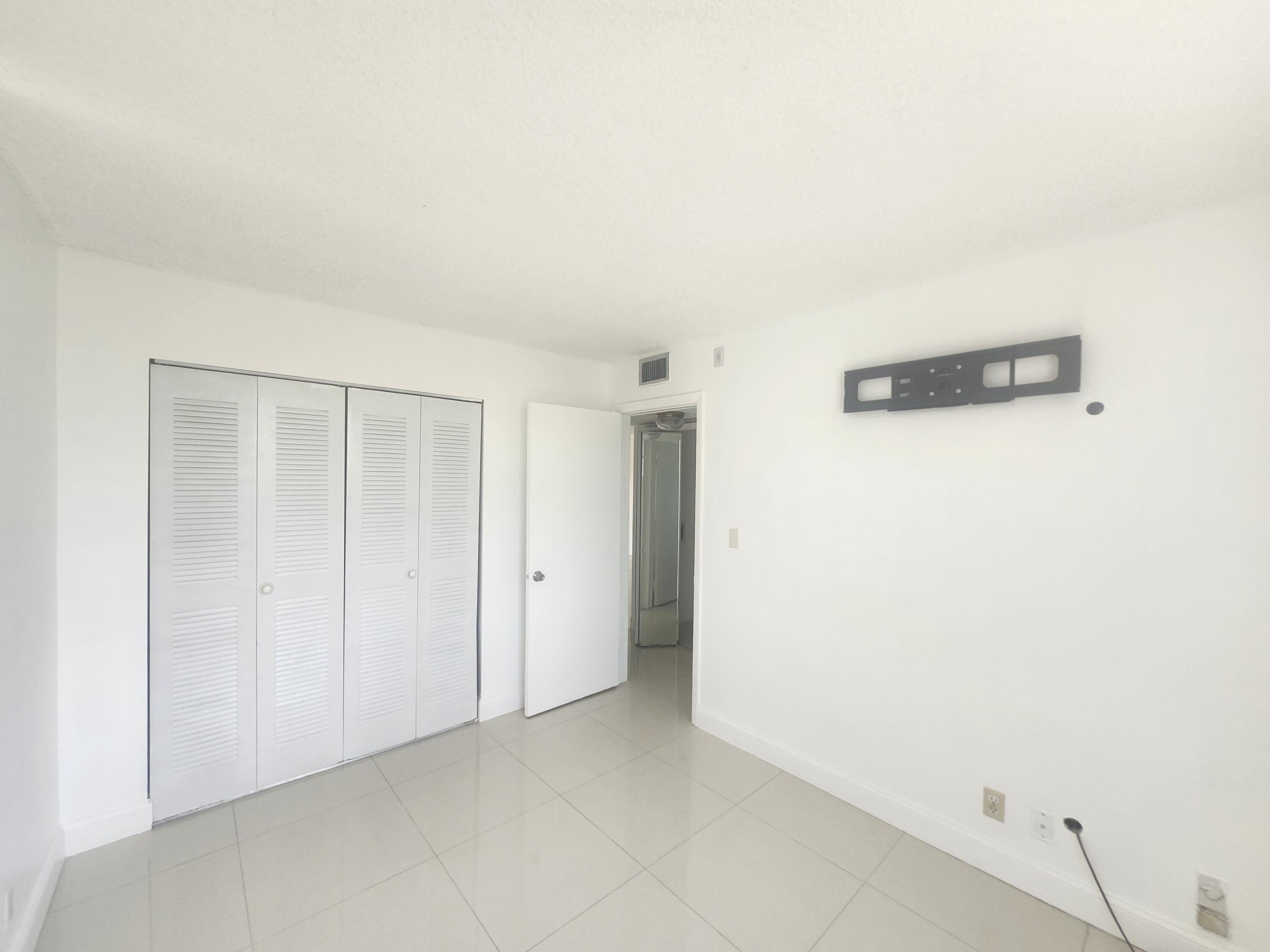 8600 North Sherman Circle, Unit 408 Miramar, FL 33025 - Photo 16 of 21 1000032445