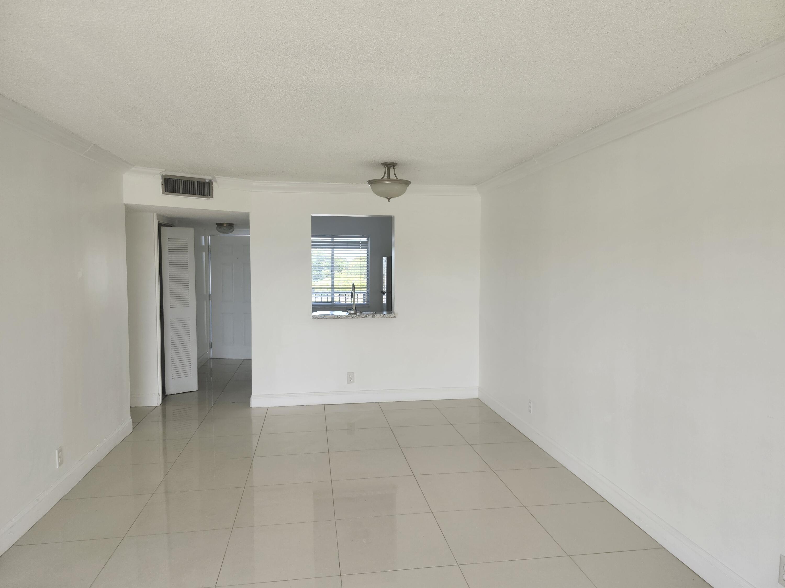 8600 North Sherman Circle, Unit 408 Miramar, FL 33025 - Photo 4 of 21 1000032432