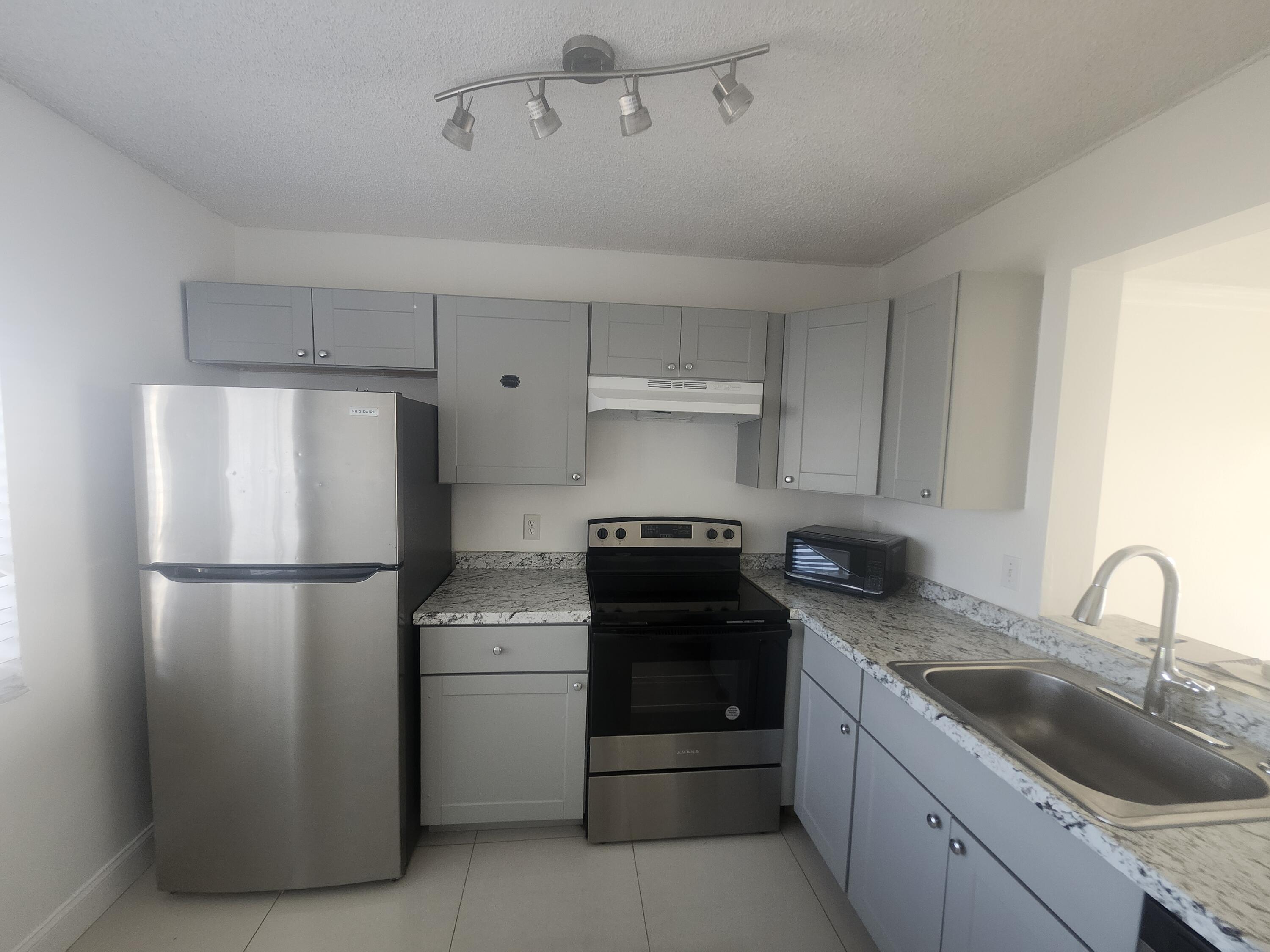 8600 North Sherman Circle, Unit 408 Miramar, FL 33025 - Photo 6 of 21 1000032435