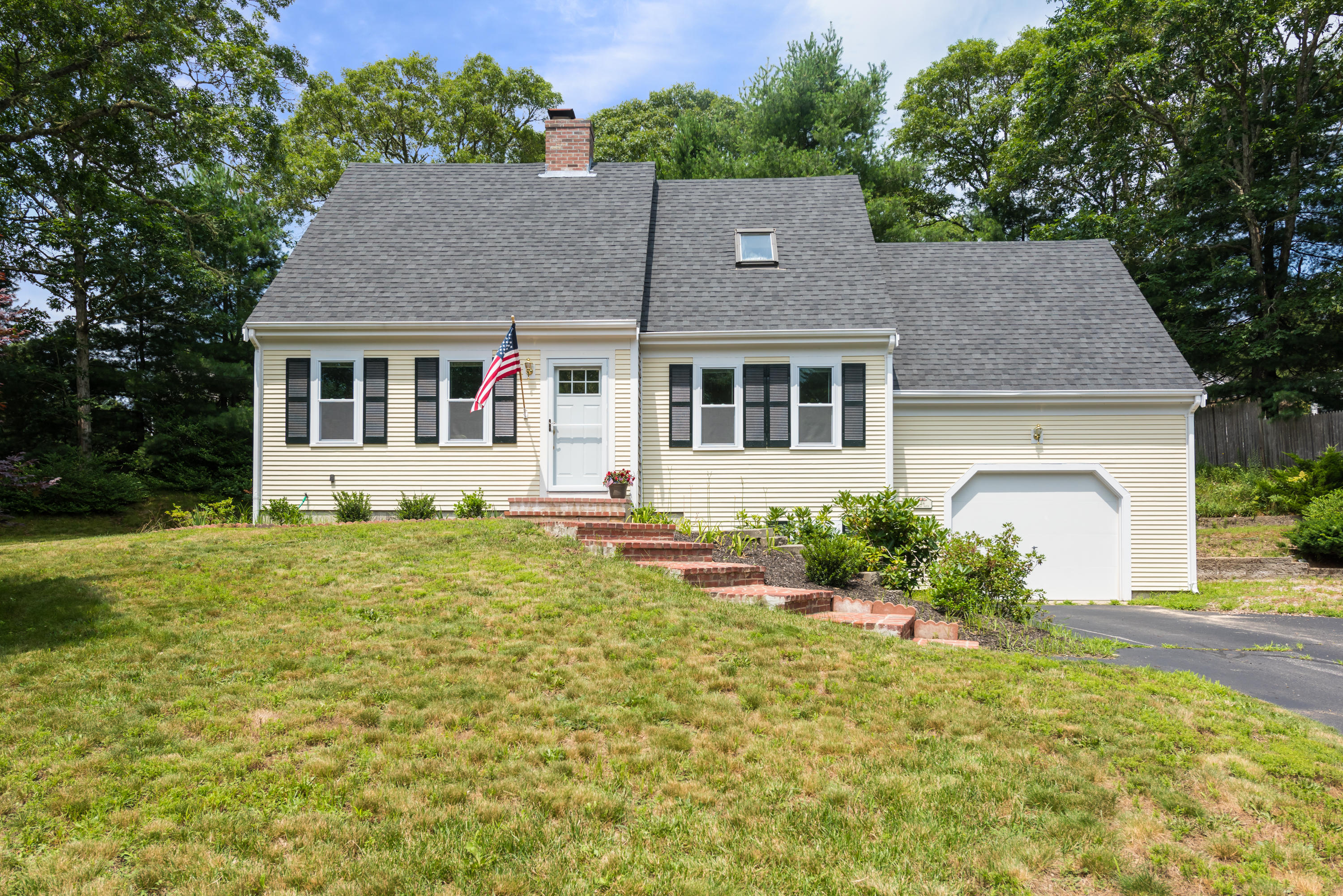 24 Briar Patch Road Osterville, MA 02655 - Photo 1 of 13 24BriarPatch103