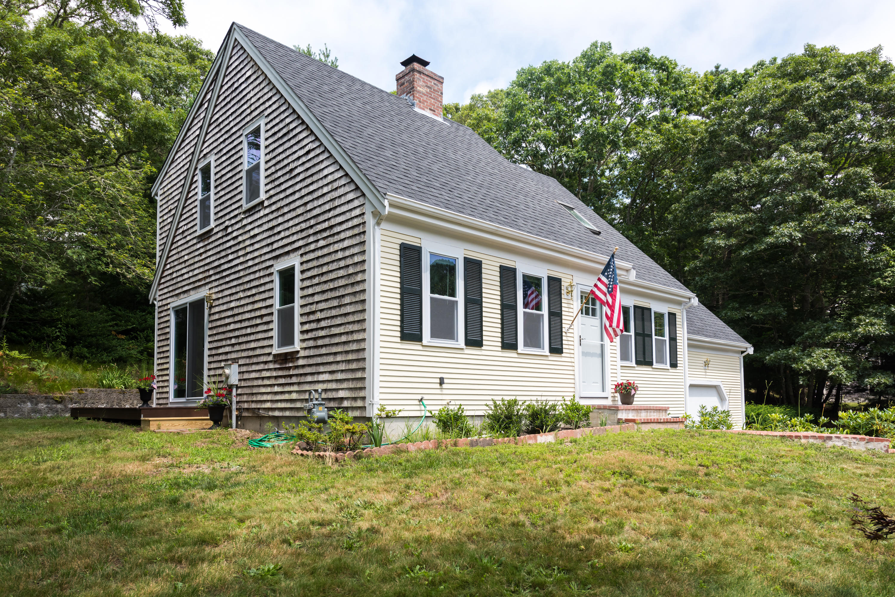24 Briar Patch Road Osterville, MA 02655 - Photo 2 of 13 24BriarPatch104