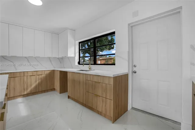 $638,999 | 3960 Northwest 171st Street, Miami Gardens, FL 33055