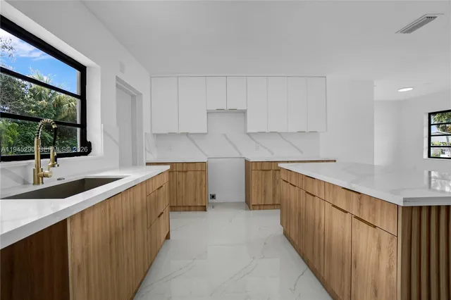 $638,999 | 3960 Northwest 171st Street, Miami Gardens, FL 33055