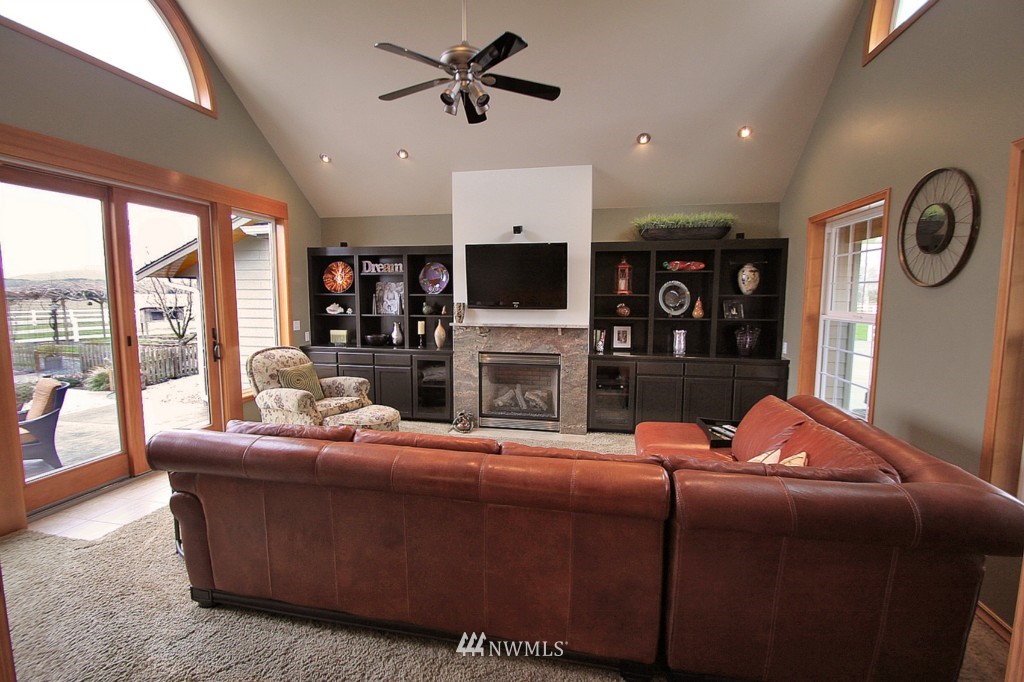 15539 Allen West Road Bow, WA 98232 - Photo 12 of 25 Gallery Image 12