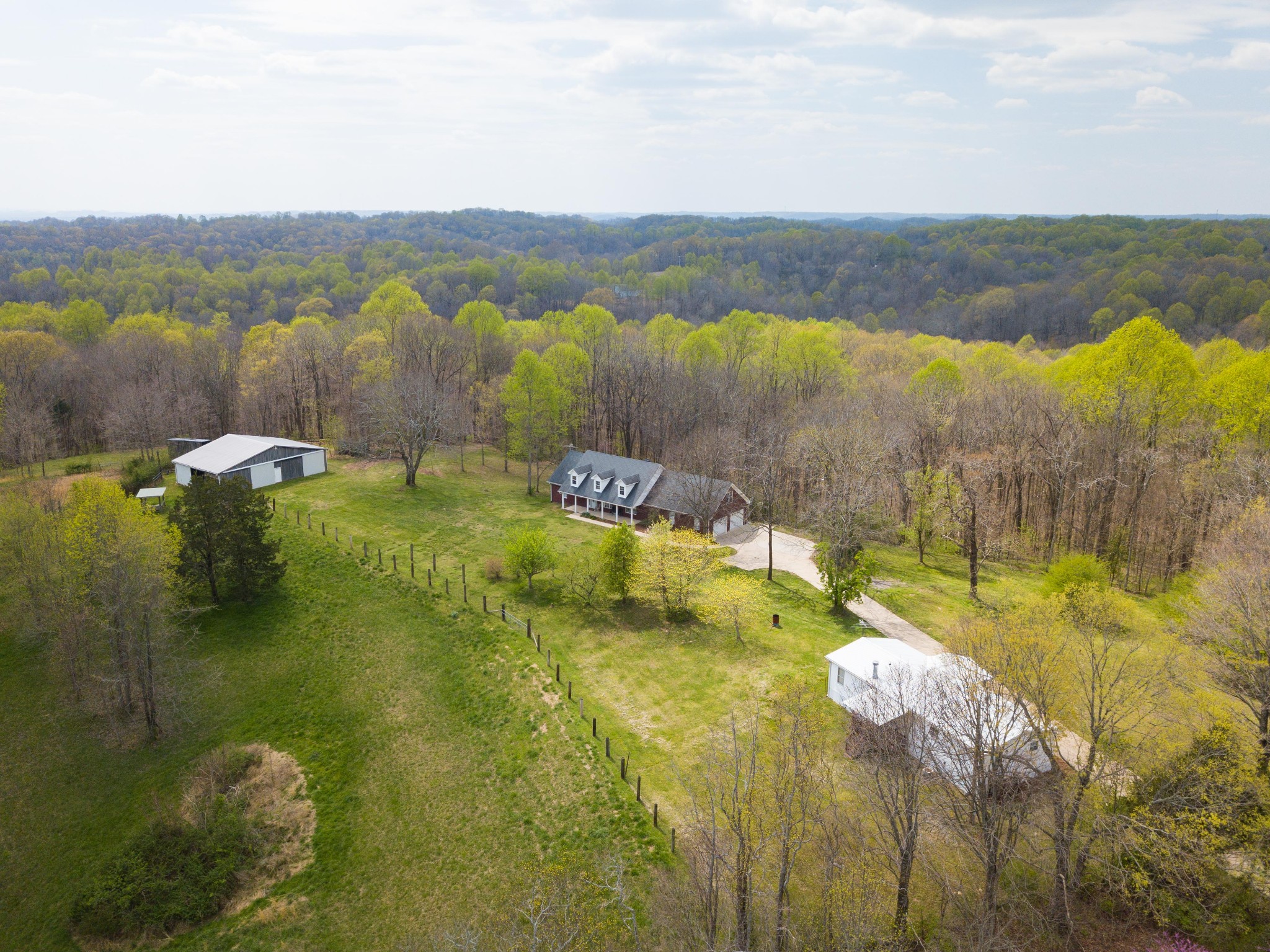 1520 Shell Road Hendersonville, TN 37075 - Photo 2 of 50 Gallery Image 2