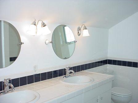 12603 Nelson Road Yakima, WA 98903 - Photo 16 of 22 a bathroom with a sink and a mirror