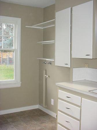 12603 Nelson Road Yakima, WA 98903 - Photo 4 of 22 a view of an empty room with a window