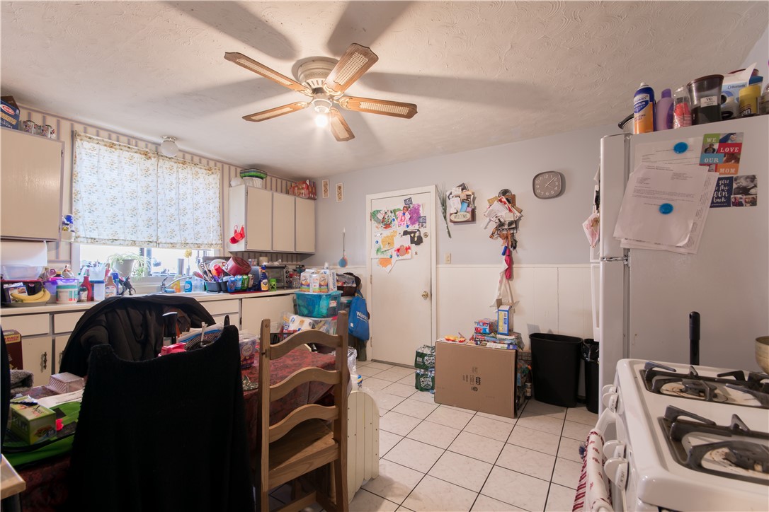 27 Union Street Lincoln, RI 02865 - Photo 20 of 46