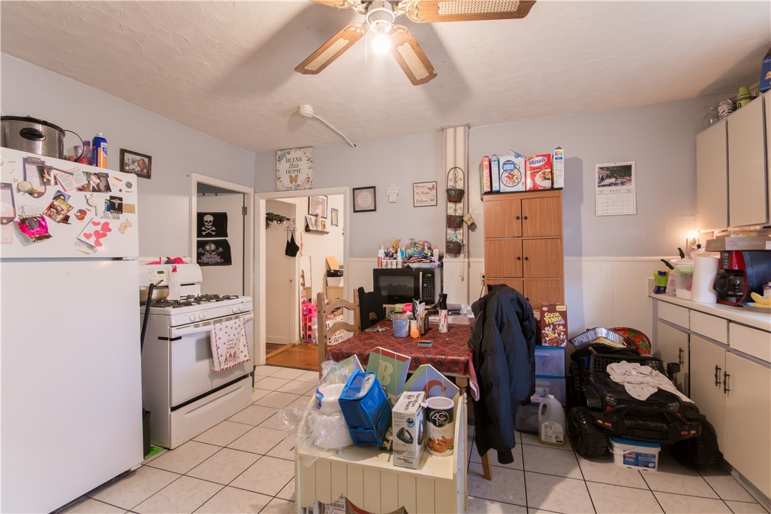 27 Union Street Lincoln, RI 02865 - Photo 22 of 46