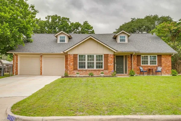 $345,000 | 5248 Greene Avenue, Fort Worth, TX 76133