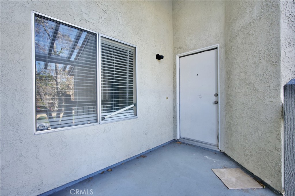 407 Tangelo Irvine, CA 92618 - Photo 30 of 30 a view of an empty room with a window