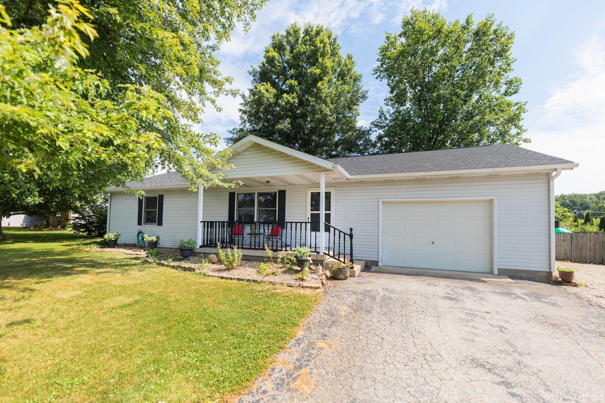 3402 Westward Road Spencer, IN 47460 - Photo 1 of 36
