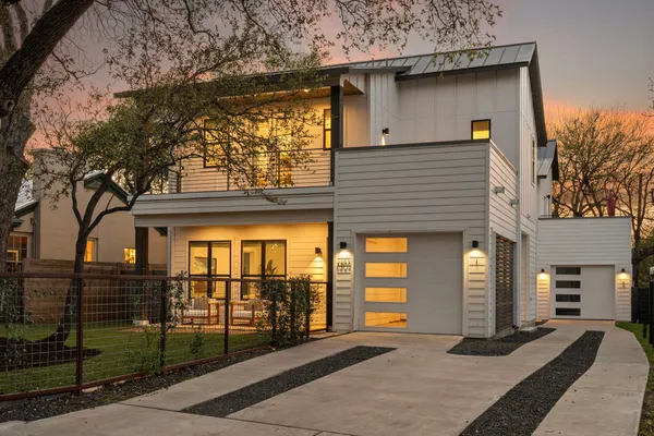 $1,100,000 | 2302 Euclid Avenue, Unit 1, Austin, TX 78704