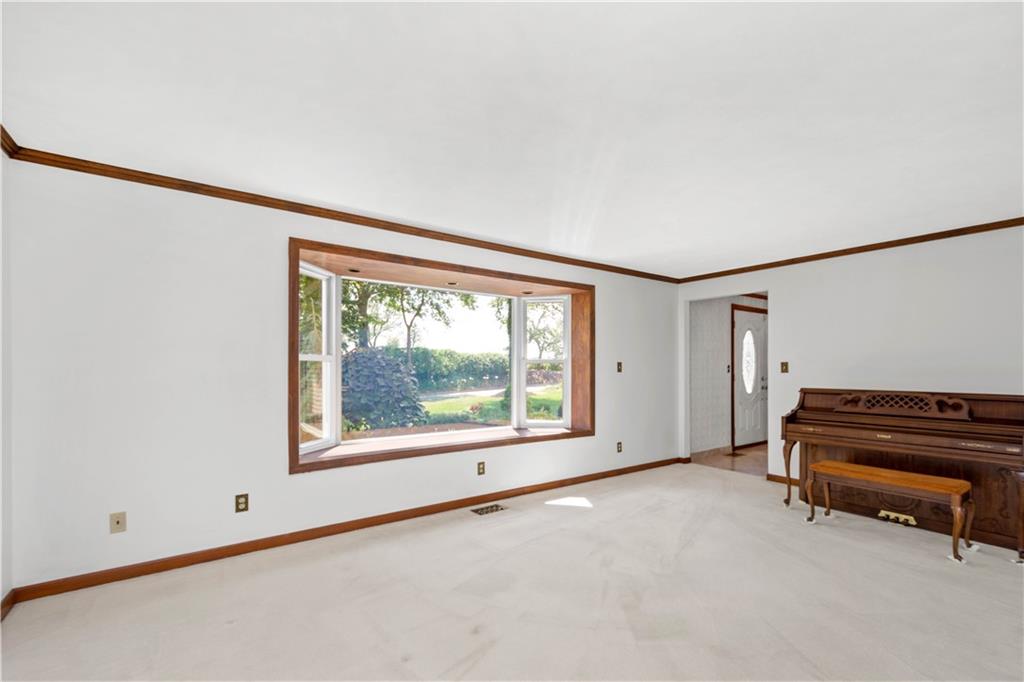 4513 Battle Ridge Road Oakdale, PA 15071 - Photo 11 of 25 Gallery Image 11