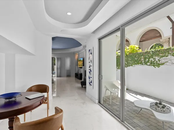 $20,500 | 3917 South Le Jeune Road, Miami, FL 33133