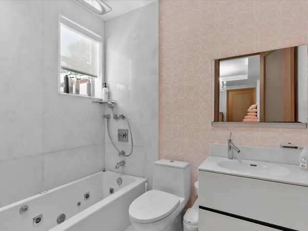 $20,500 | 3917 South Le Jeune Road, Miami, FL 33133