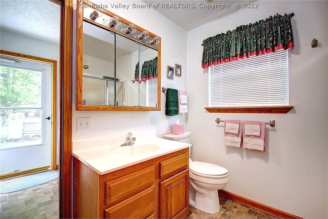 140 Shawnee Estates Winfield, WV 25213 - Photo 28 of 47 Gallery Image 28