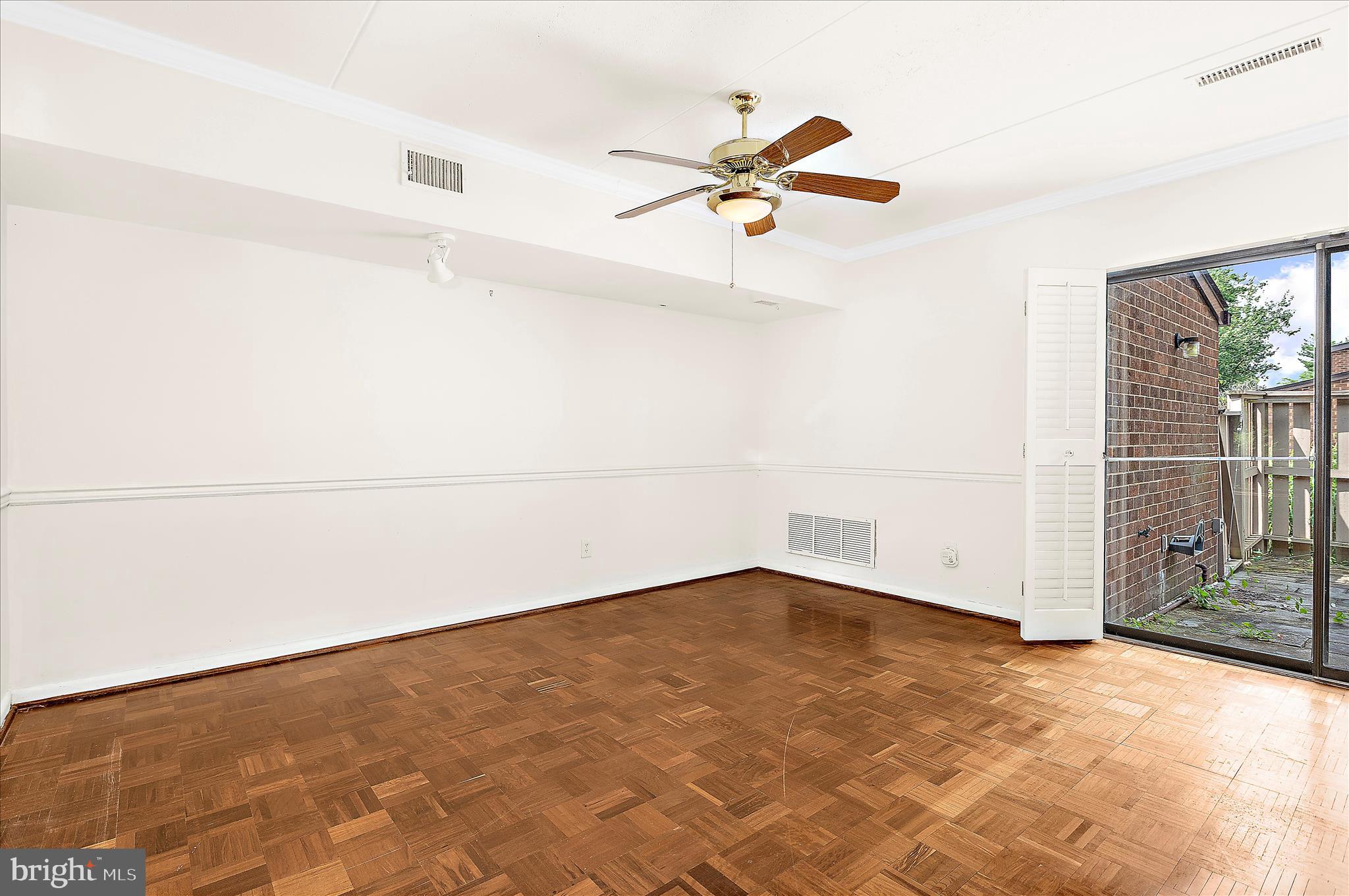 24 Fencepost Court, Unit G Baltimore, MD 21208 - Photo 14 of 54 Dining Room