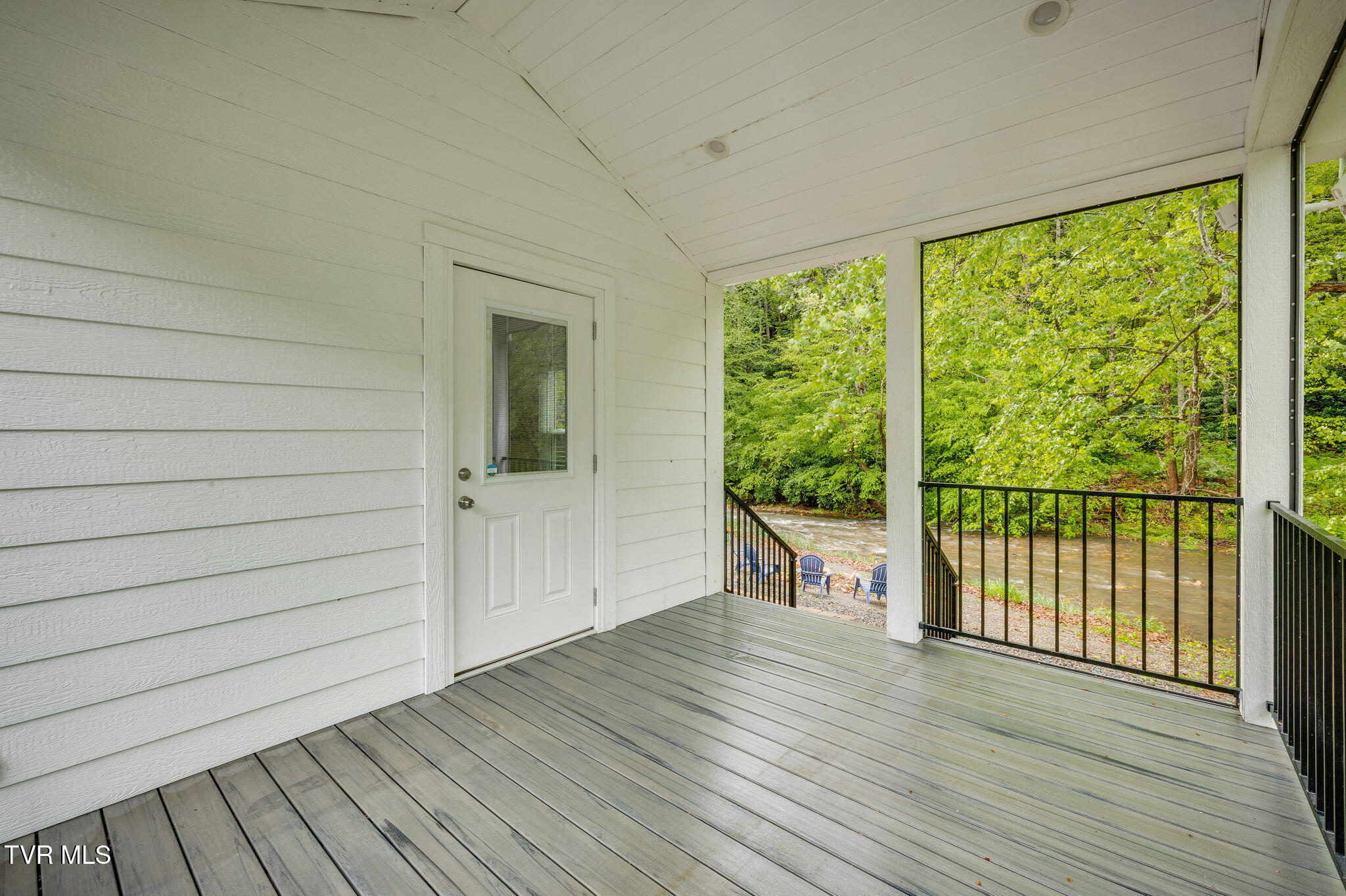 1226 Doe Creek Road, Unit 13 Butler, TN 37640 - Photo 27 of 40 020