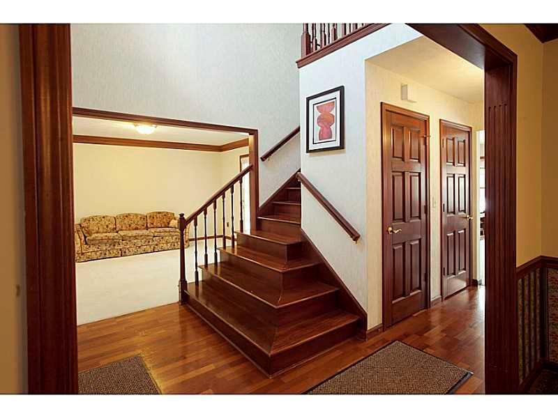 1173 Scanlon Lane Springfield, OH 45503 - Photo 2 of 25