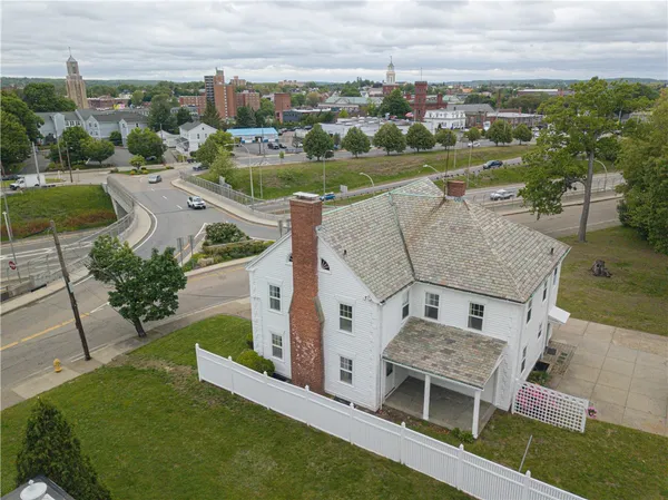 $7,500 | 36 Underwood Street, Pawtucket, RI 02860