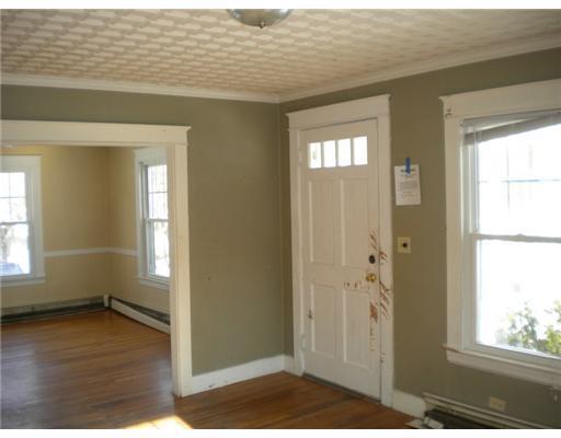 298 Ray Street Portland, ME 04103 - Photo 9 of 11 Living Room.