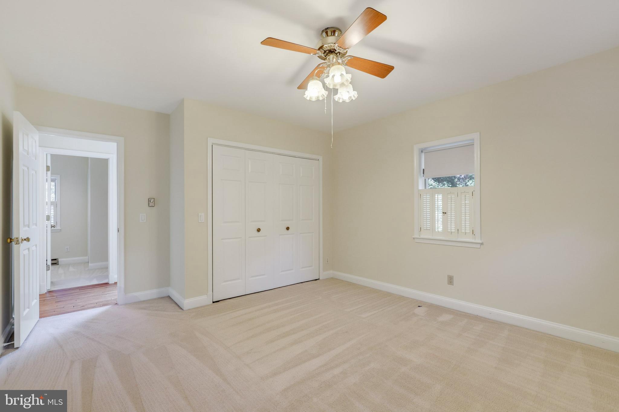 10721 Vale Road Oakton, VA 22124 - Photo 21 of 39 Gallery Image 21