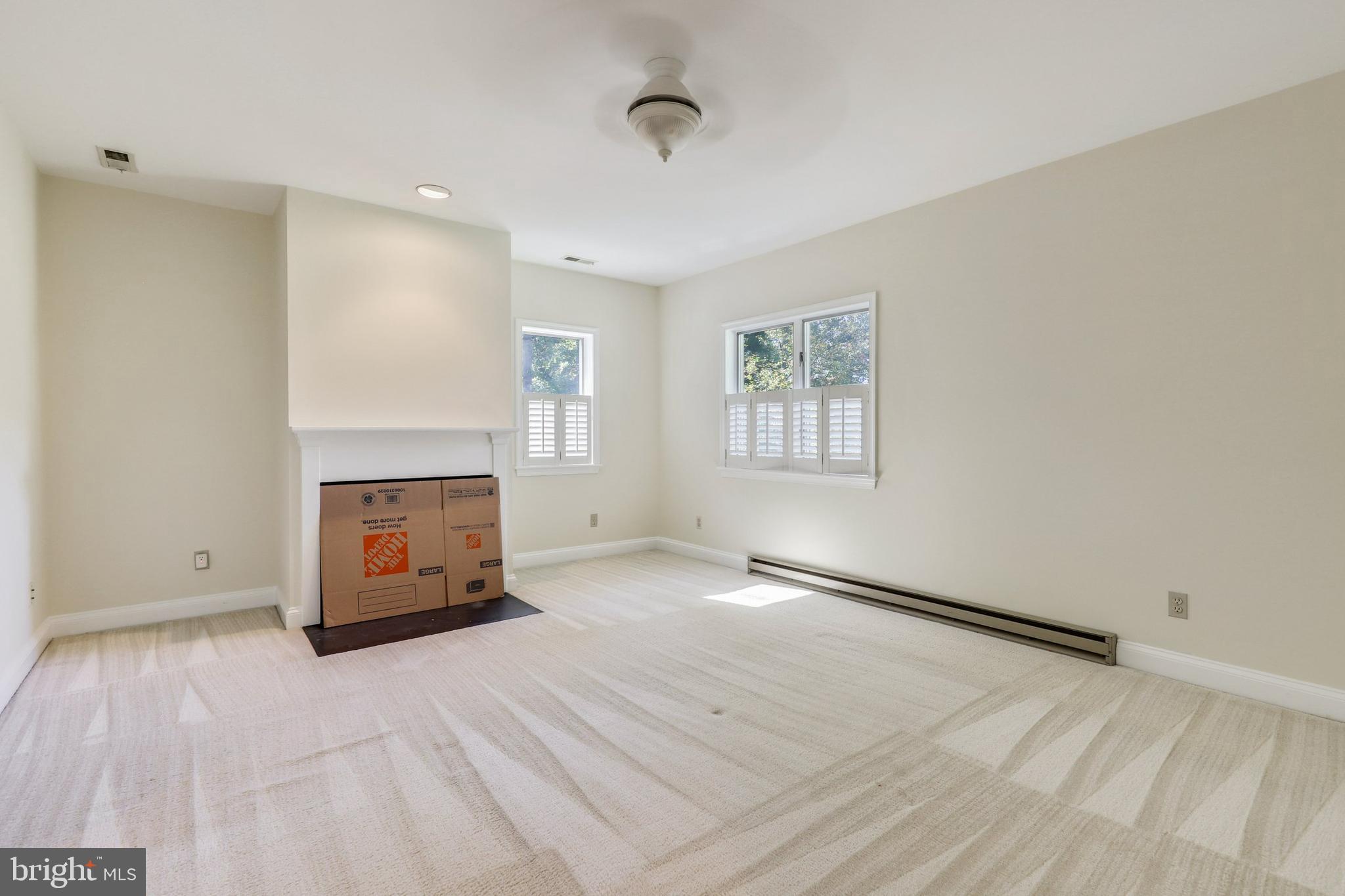 10721 Vale Road Oakton, VA 22124 - Photo 30 of 39 Gallery Image 30