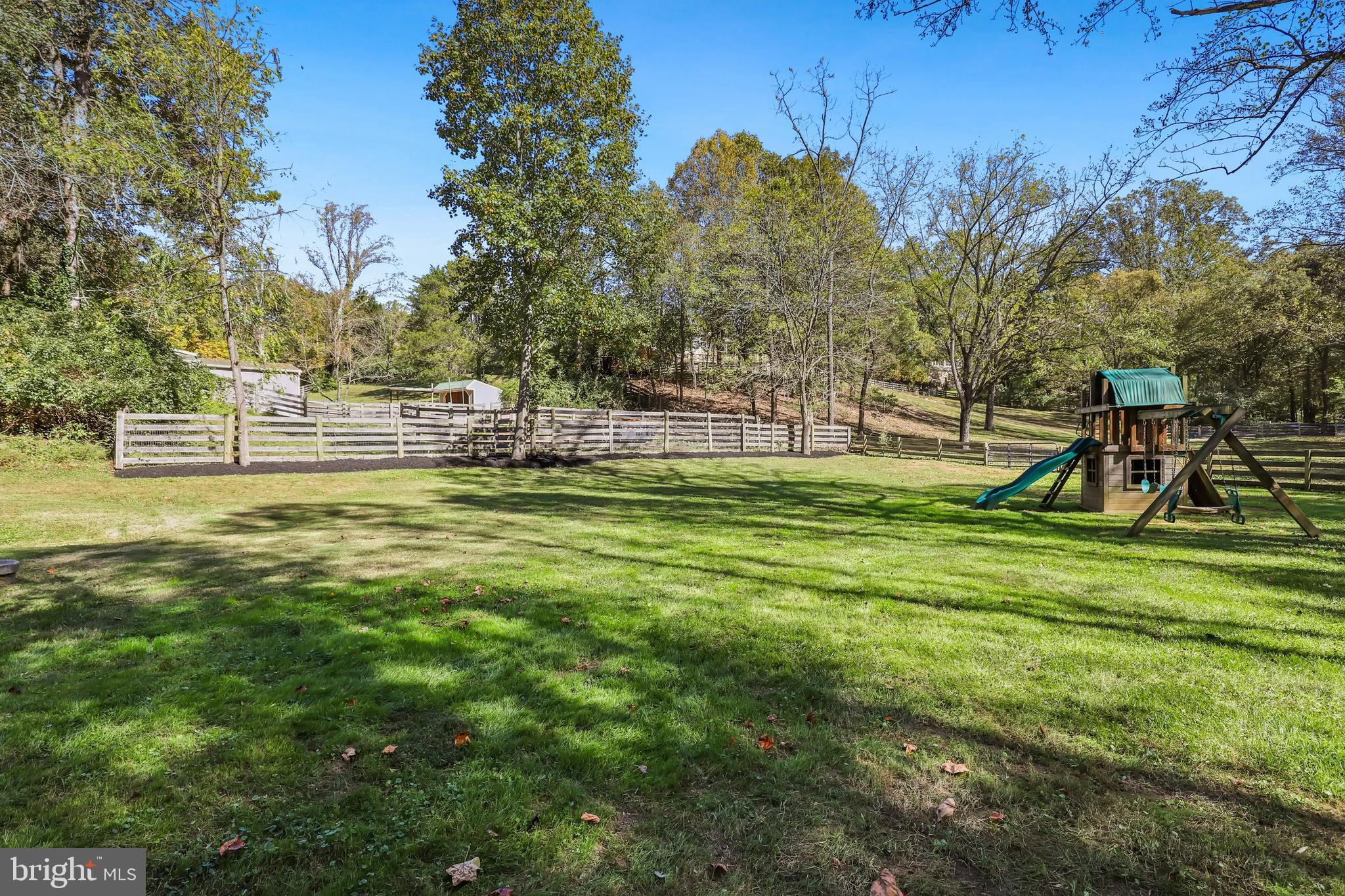 10721 Vale Road Oakton, VA 22124 - Photo 37 of 39 Gallery Image 37