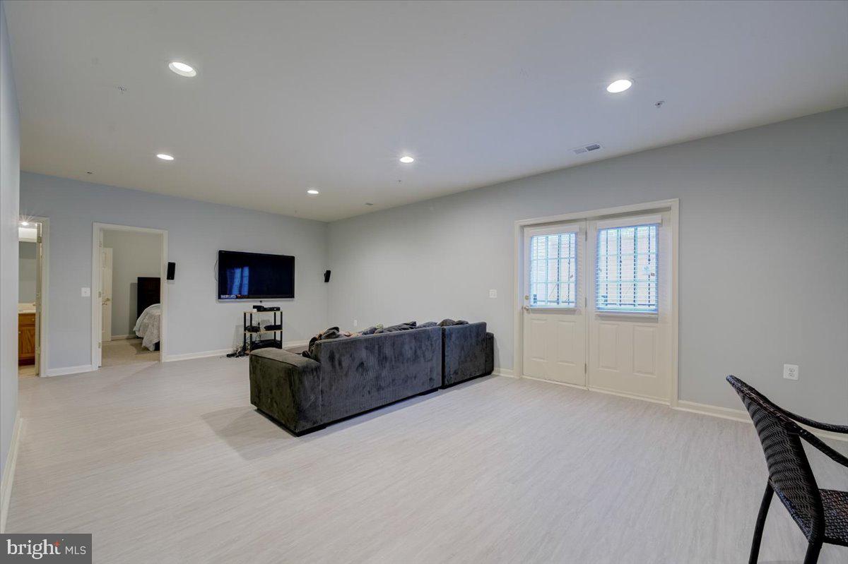 2314 Brooke Grove Road Bowie, MD 20721 - Photo 65 of 84 Gallery Image 65