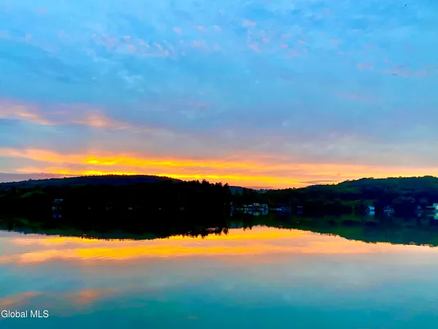 $721,500 | 35 Loon Is Way, Argyle, NY 12809