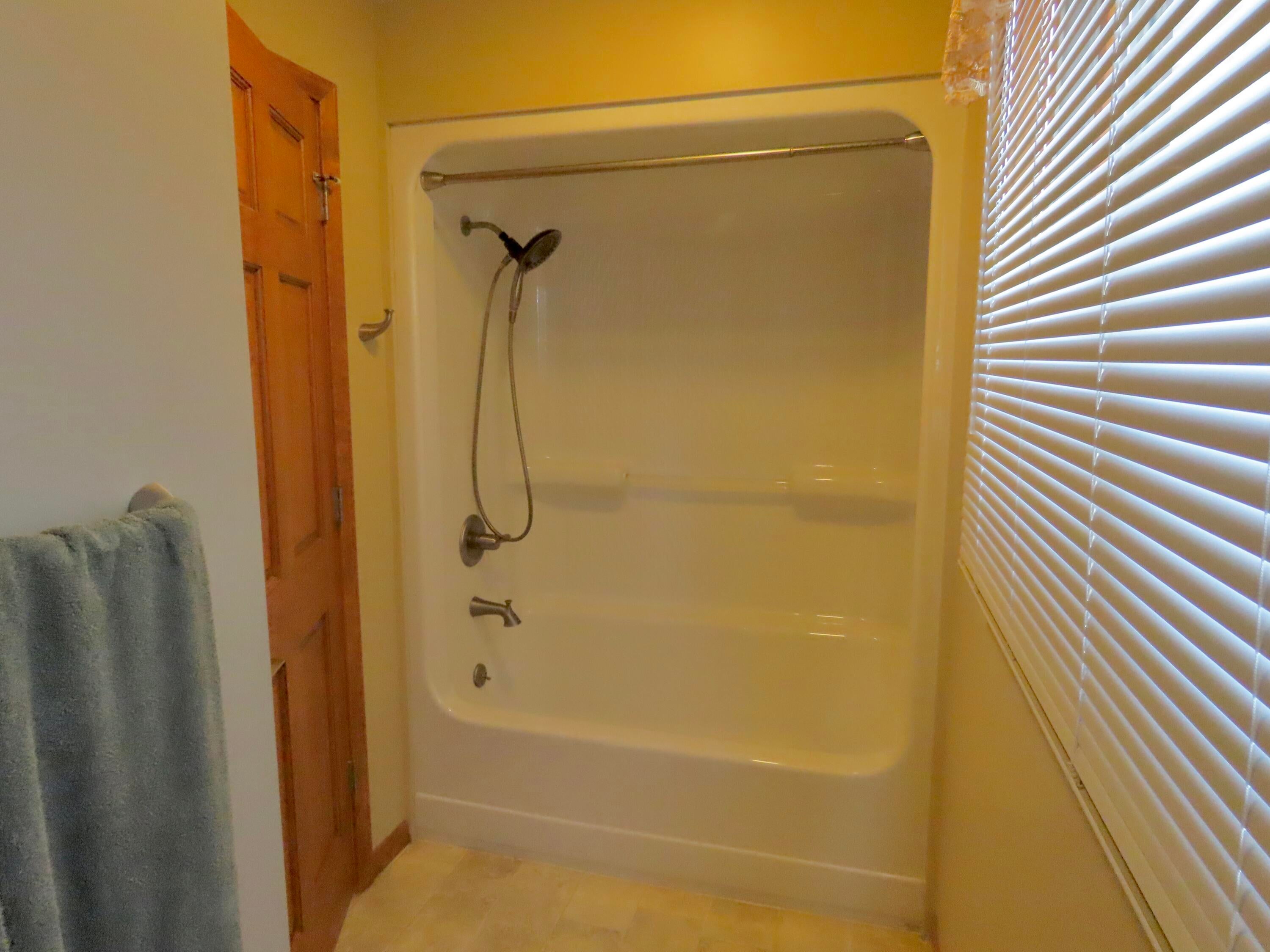 14150 Pointe Road Atlanta, MI 49709 - Photo 47 of 85 IMG_8574