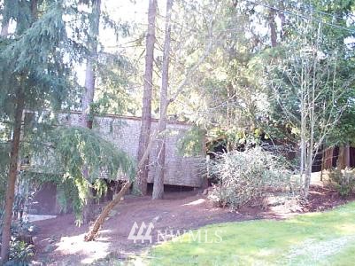10614 Nottingham Road Edmonds, WA 98020 - Photo 1 of 1 Gallery Image 1