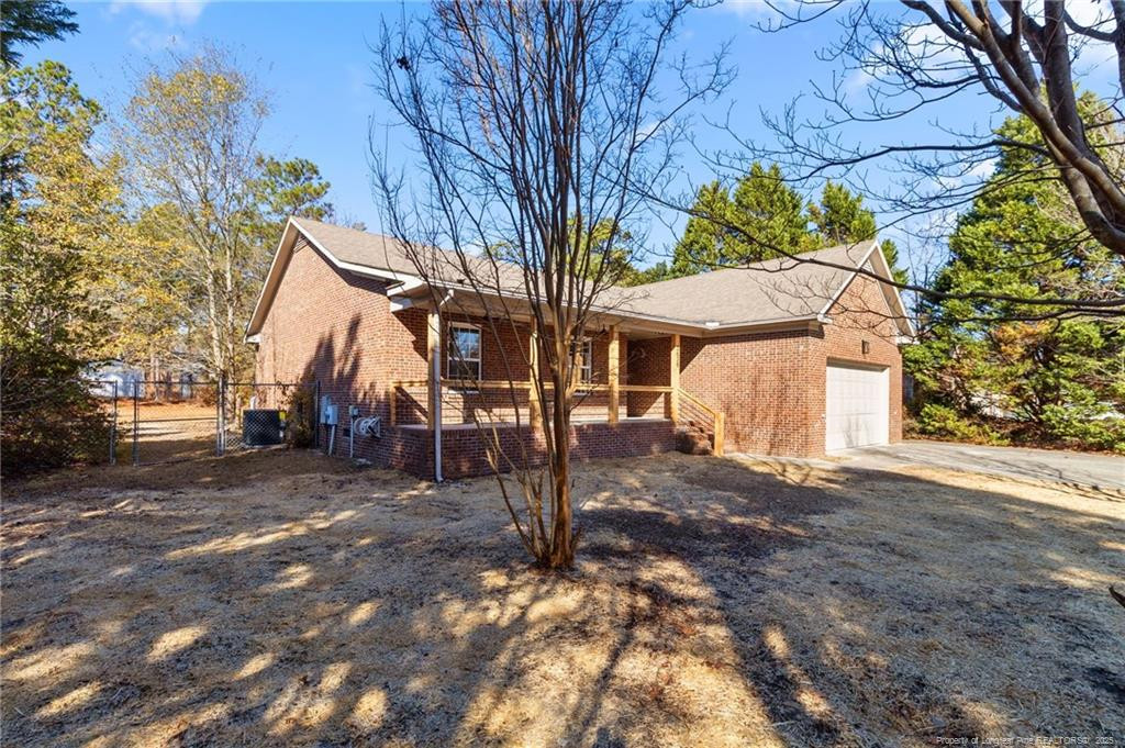 3638 Golfview Road Hope Mills, NC 28348 - Photo 4 of 35 Photo 4
