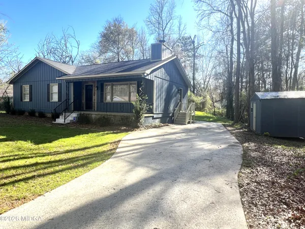 $1,750 | 221 Jefferson Circle, Macon, GA 31220