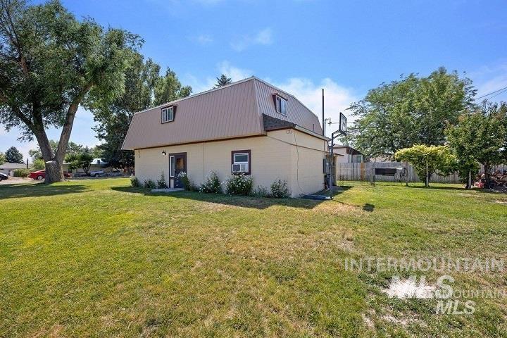 312 Boyd Street West Murtaugh, ID 83344 - Photo 4 of 32